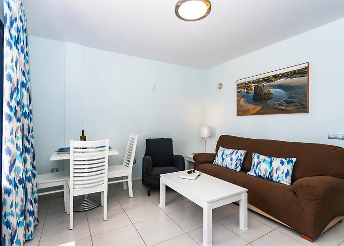 Marina Rubicon Number 4 *